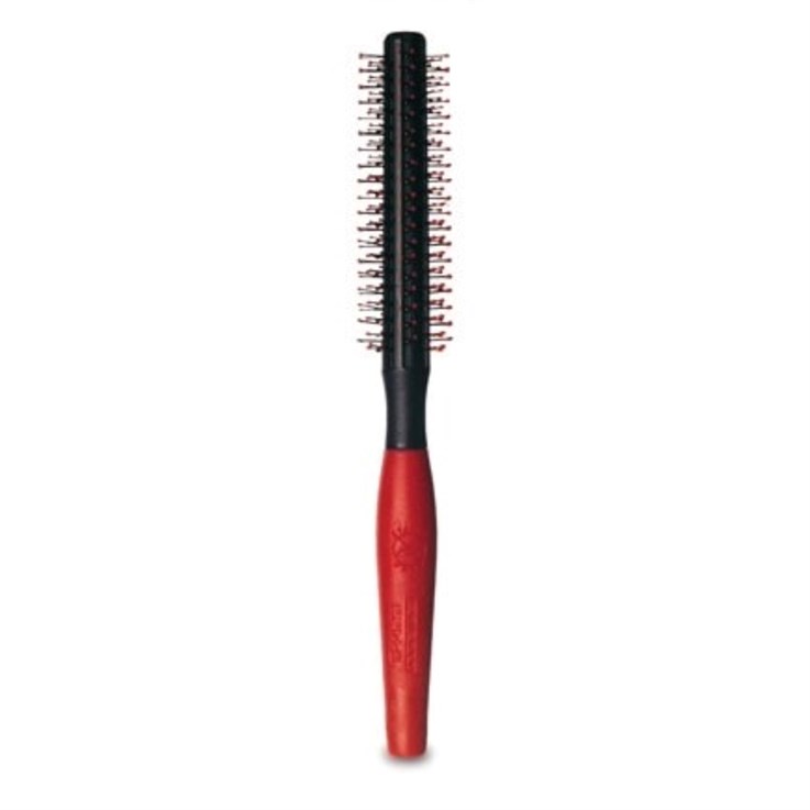 Cricket Static Free Brush Radial RPM8